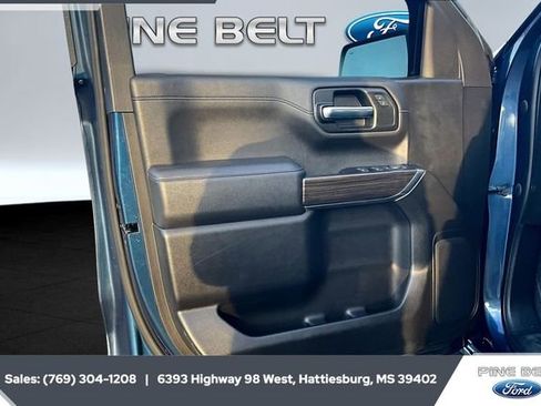 Used 2022 Chevrolet Silverado 1500 RST w/ Safety Package image 18