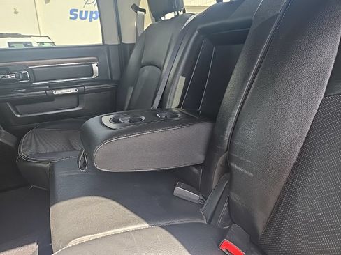 Used 2014 RAM 2500 Laramie w/ Convenience Group AWD/4WD image 25