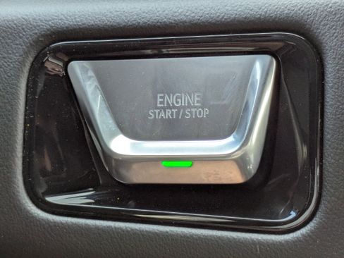 New 2026 GMC Yukon XL Elevation image 35