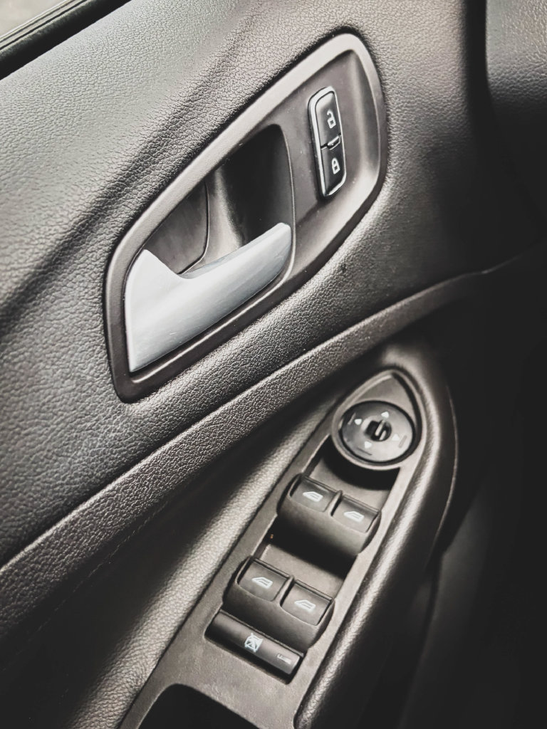 Used 2014 Ford Escape SE FWD image 10