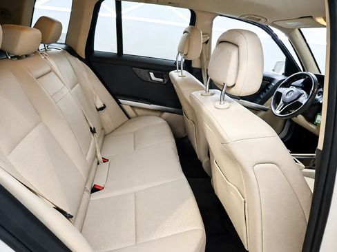 Used 2015 Mercedes-Benz GLK 350 2WD image 7
