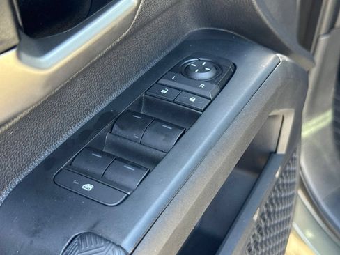 Certified 2024 Toyota Tacoma TRD Sport AWD/4WD image 17