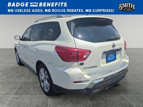 Used 2018 Nissan Pathfinder SL w/ SL Premium Package FWD image 6
