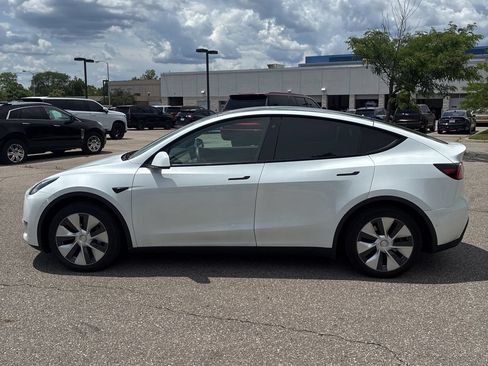 Used 2020 Tesla Model Y Long Range AWD/4WD image 7