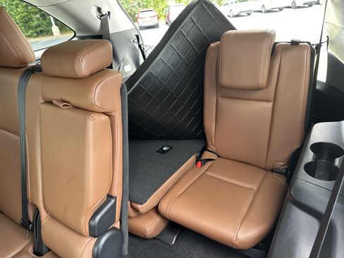 Used 2018 Toyota Highlander Limited Platinum AWD/4WD image 33