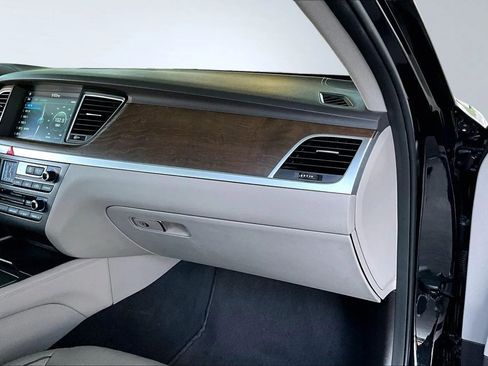 Used 2017 Genesis G80 3.8 w/ Option Group 03 image 23