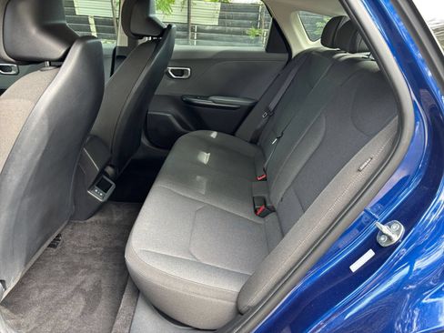 Used 2025 Kia K4 FWD image 24