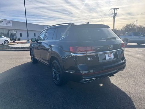 Used 2021 Volkswagen Atlas SE w/ Panoramic Sunroof Package image 32
