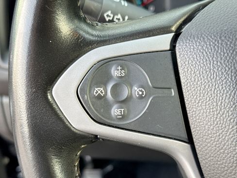 Used 2020 Chevrolet Colorado LT RWD image 30