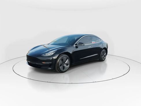 Used 2019 Tesla Model 3 Performance image 4