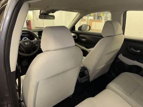 Used 2023 Honda HR-V LX image 25