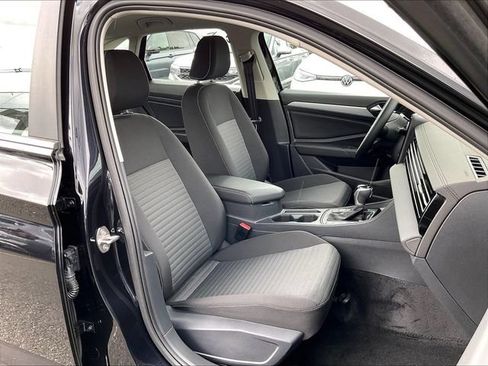 Used 2025 Volkswagen Jetta S FWD image 19