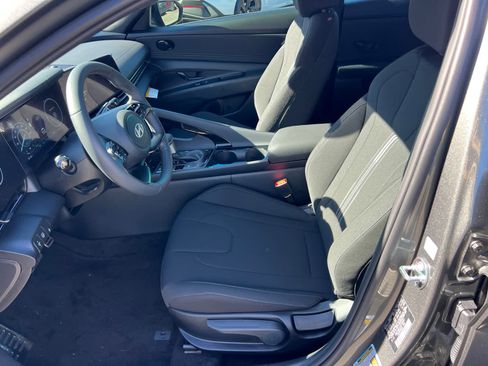 New 2026 Hyundai Elantra Sport image 9