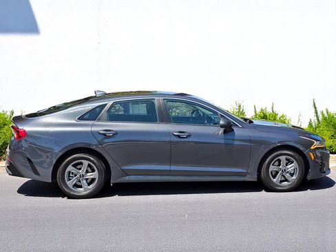 Used 2023 Kia K5 LXS image 8