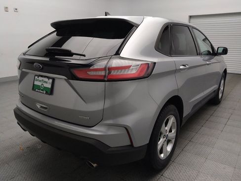 Used 2020 Ford Edge SE FWD image 9