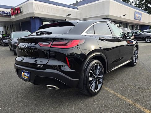 Used 2023 INFINITI QX55 Luxe w/ Cargo Package image 3