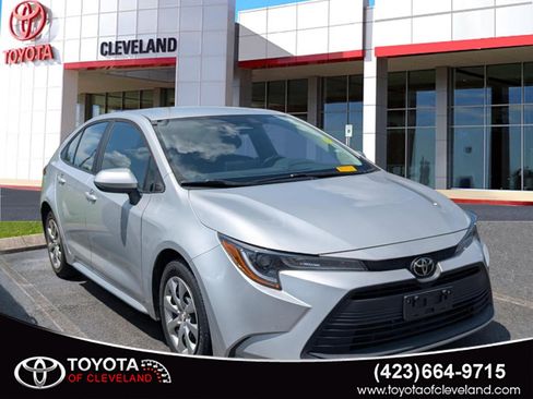 Used 2024 Toyota Corolla LE FWD image 1