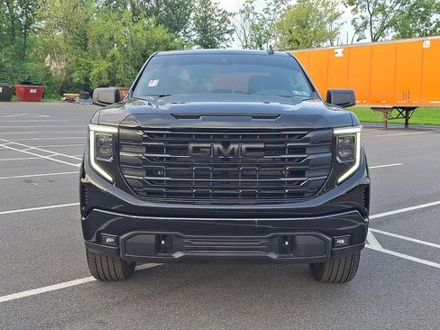 Used 2026 GMC Sierra 1500 Elevation AWD/4WD image 2