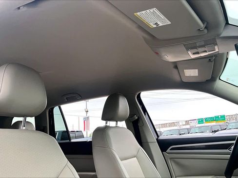 Used 2019 Volkswagen Atlas SE AWD/4WD image 14