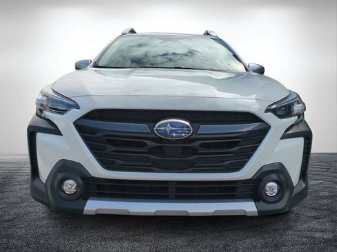 Used 2023 Subaru Outback Touring AWD/4WD image 9