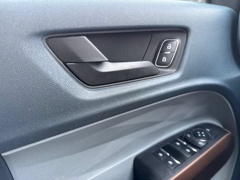 Used 2024 Ford Maverick Lariat FWD image 27