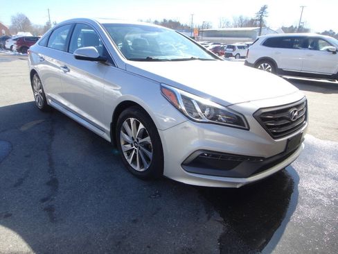 Used 2017 Hyundai Sonata Sport w/ Value Edition Package 02 image 3