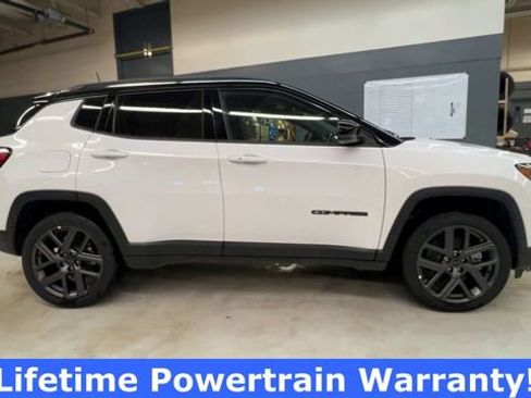 New 2026 Jeep Compass Limited image 9