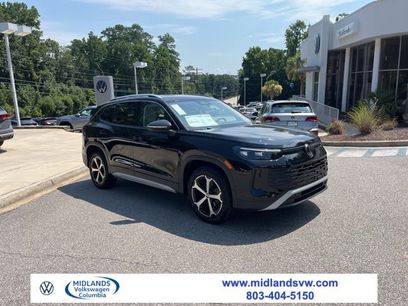 New 2025 Volkswagen Tiguan SE