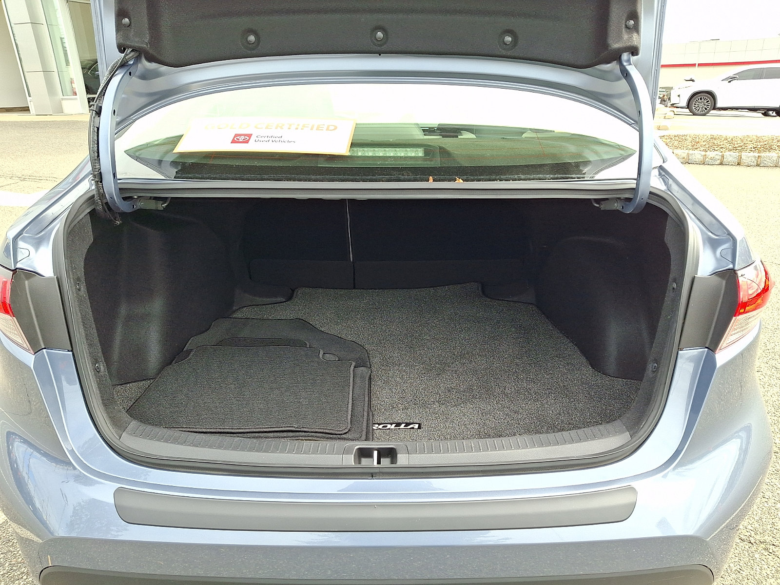 Certified 2023 Toyota Corolla LE w/ LE Convenience Package FWD image 30