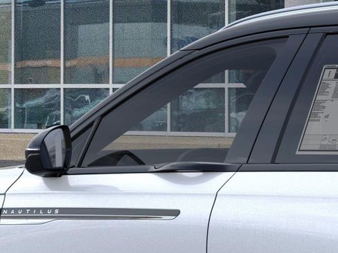 New 2026 Lincoln Nautilus Reserve image 20