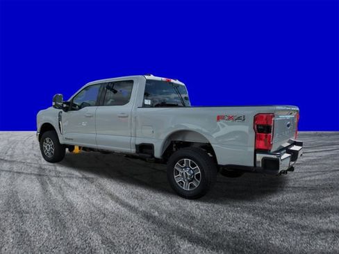 New 2026 Ford F350 Lariat w/ FX4 Off-Road Package image 6