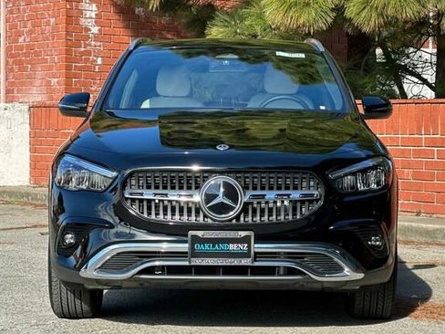 Certified 2026 Mercedes-Benz GLA 250 image 9