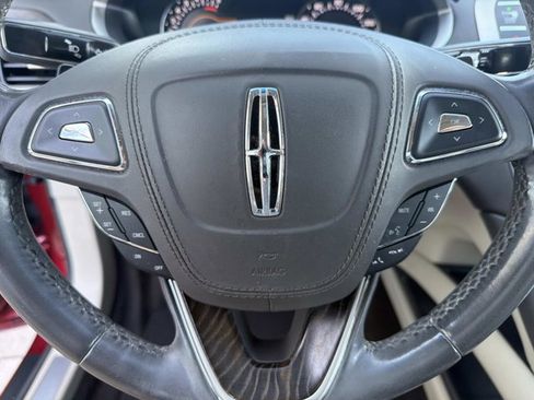 Used 2017 Lincoln MKZ Reserve FWD image 27