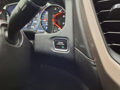 Used 2022 GMC Acadia Denali w/ Denali Technology Package AWD/4WD image 67