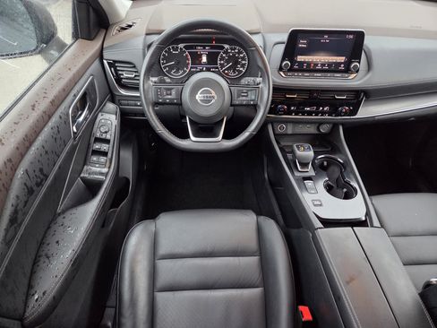 Used 2021 Nissan Rogue SV w/ Premium Package image 7