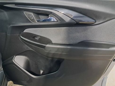 Used 2023 Chevrolet TrailBlazer LT image 16