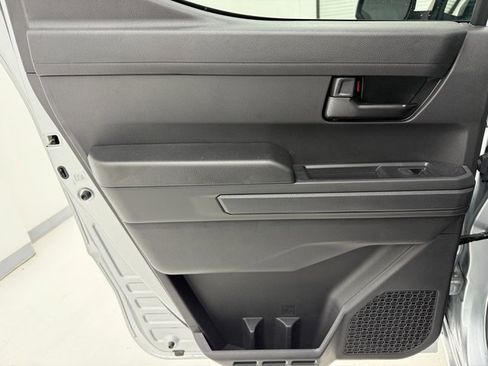 Used 2025 Toyota Tacoma SR5 image 34