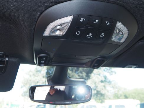 New 2026 Chrysler Pacifica Limited w/ Uconnect Theater Family Group image 23