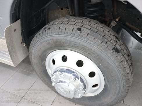 Used 2023 RAM 3500 Laramie AWD/4WD image 3