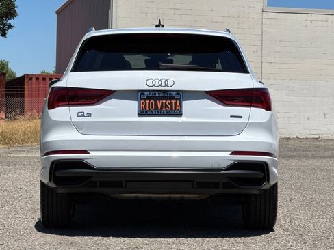 Used 2022 Audi Q3 2.0T Premium Plus w/ Premium Plus Package AWD/4WD image 5