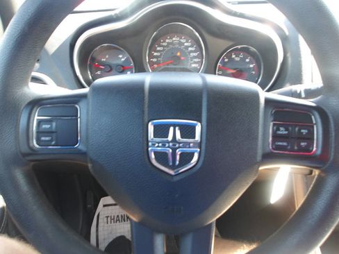 Used 2014 Dodge Avenger SE image 12