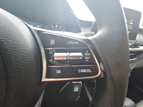 Used 2021 Kia Forte LXS image 41