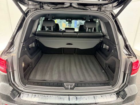 Used 2024 Mercedes-Benz EQB 250+ image 32