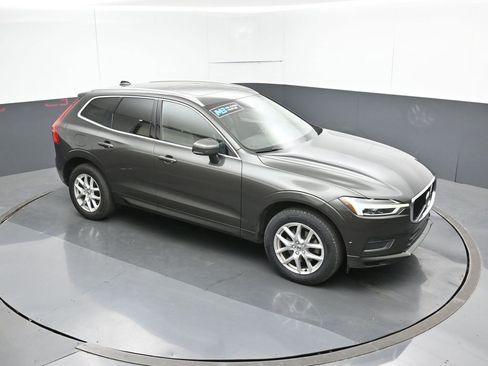 Used 2019 Volvo XC60 T5 Momentum w/ Premium Package image 55