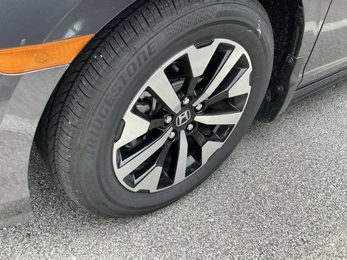 Used 2026 Honda Odyssey EX-L image 17