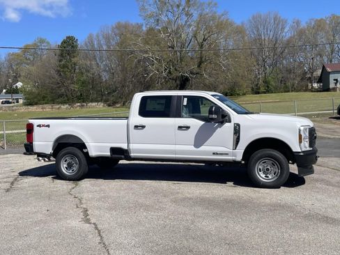 New 2026 Ford F250 XL w/ 360-Degree Camera Package AWD/4WD image 2