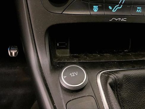 Used 2017 Ford Focus ST w/ Equipment Group 401A FWD image 31