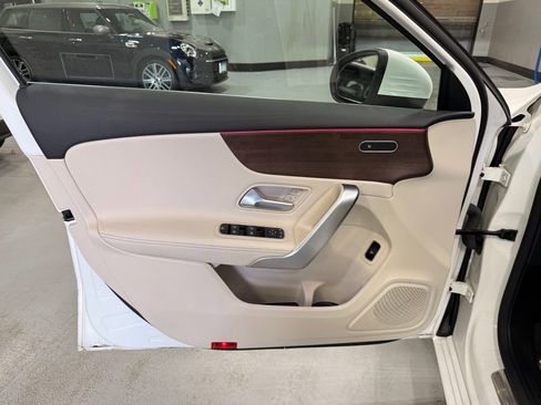 Used 2022 Mercedes-Benz A 220 4MATIC image 10