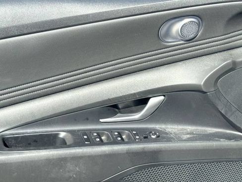 Used 2023 Hyundai Elantra SEL w/ Convenience Package FWD image 13