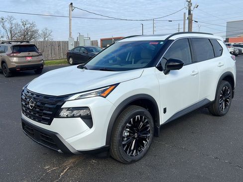 New 2026 Nissan Rogue SV image 7